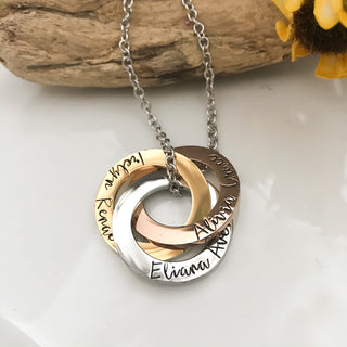 3 Ring Interlocking Ring Necklace