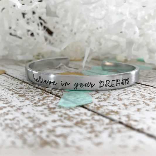 Believe in your dreams bracelet--dream bracelet--motivational bracelet--believe in yourself--senior gift--senior bracelet